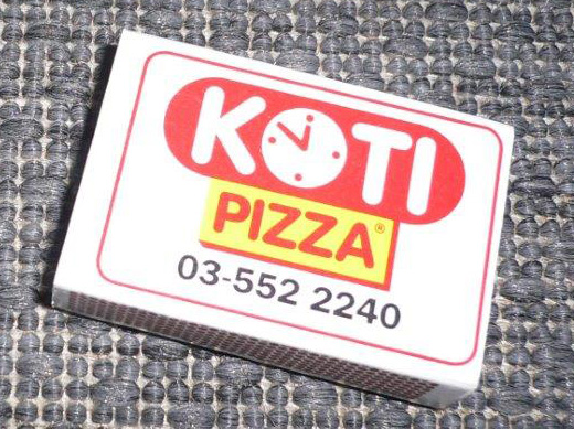 Kotipizzan mainostulitikut